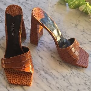 Tony Bianco Brown Beema Leather Croc-Embossed Women's Heels Size 7.5 Lik…